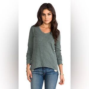 Wilt Gray Long Sleeve Relaxed Tee w/ Asymmetrical Hem - Small